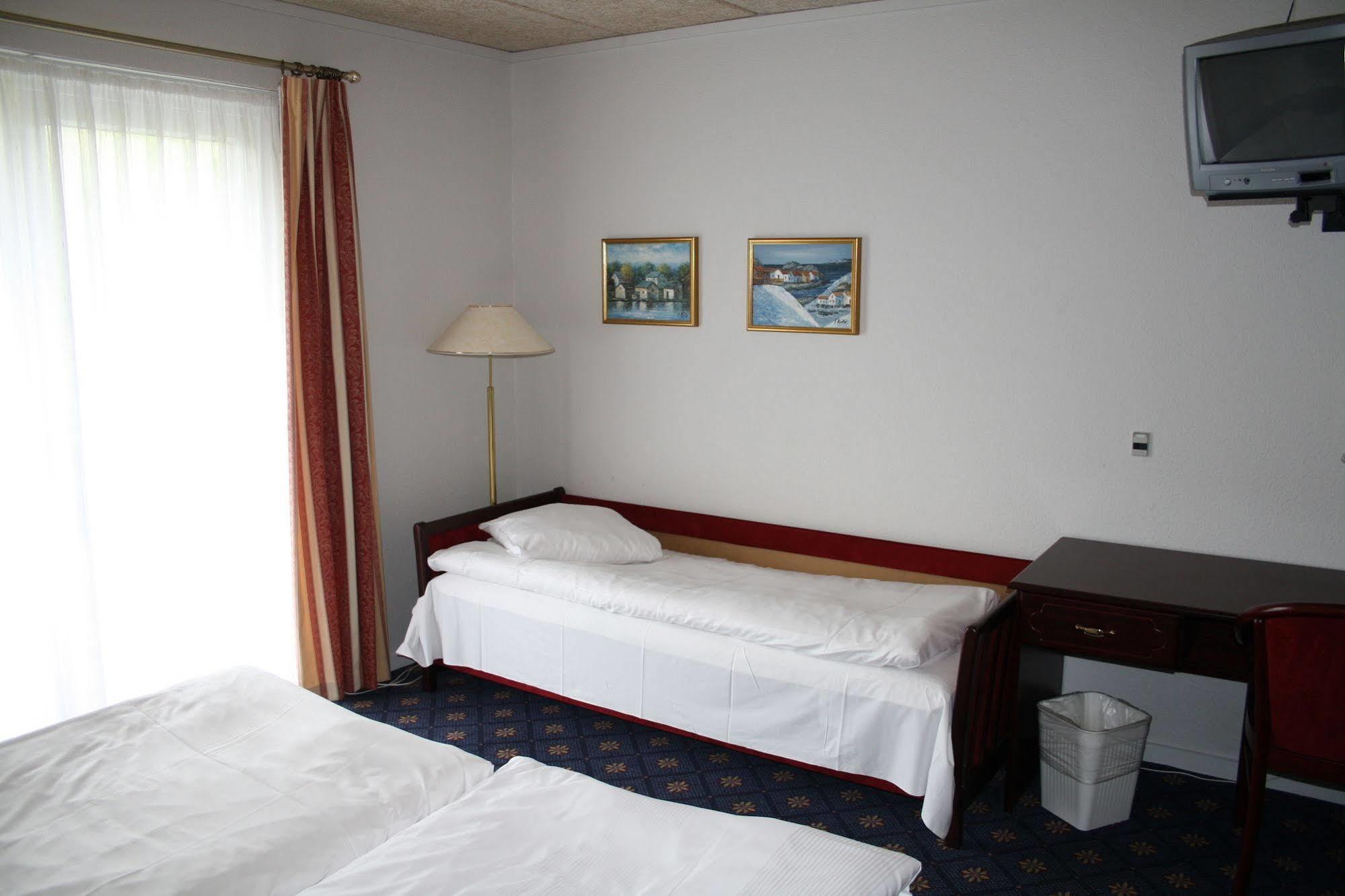 Hotel Sogarden Brørup Esterno foto